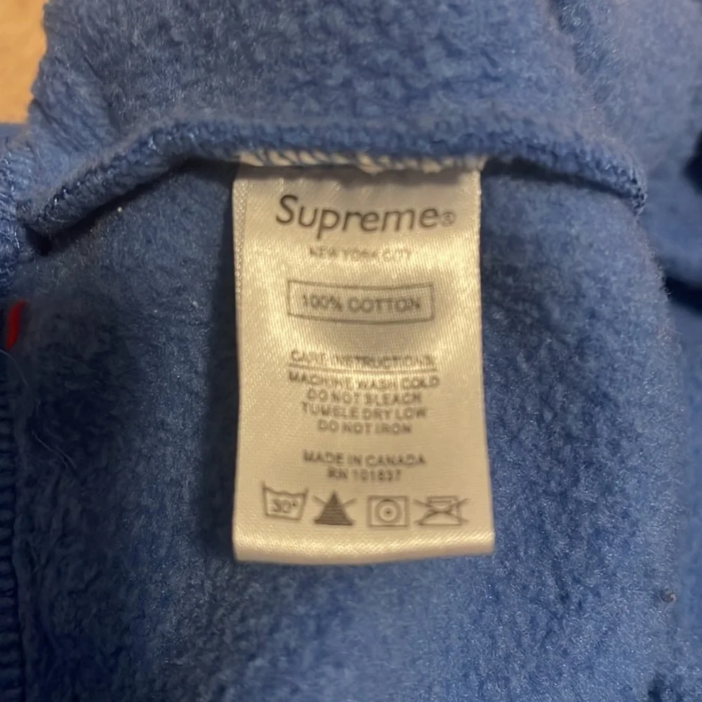 Supreme SS17 full stripe blue/yellow hoodie. - Picture 4 of 6